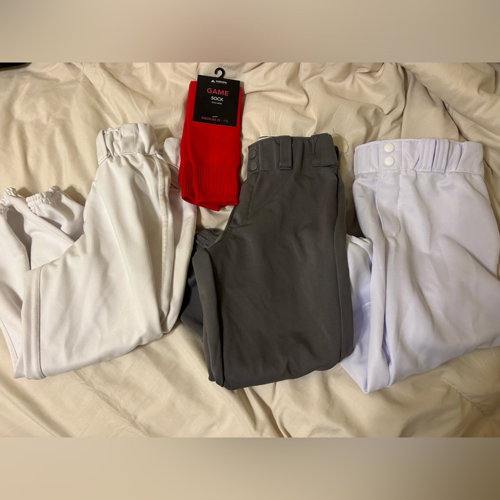 Girls large softball clothes bundkr